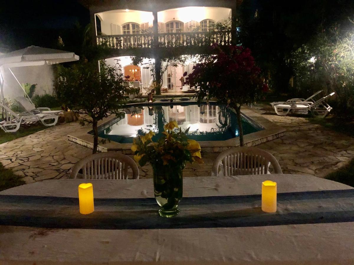 Villa Saint Tropez 카보프리우 외부 사진